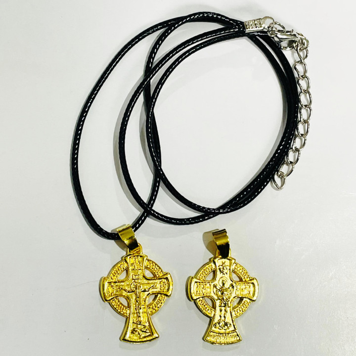 Colier siret  snur cerat cu inchizatoare cruci argintii si aurii 1932 set12buc