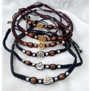 Obiecte bisericesti Bratara margele lemn 1 medalion metalic diferit cruce cod 1025 set12buc
