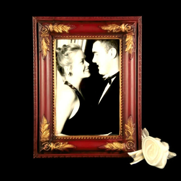 Obiecte bisericesti | Rama foto din plastic maro | 3511