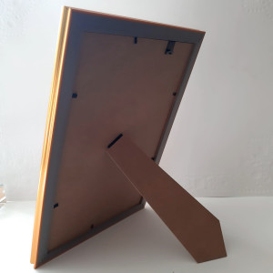 Rama foto auriu 20*30cm din profil plastic lat 2.5cm cod 3551