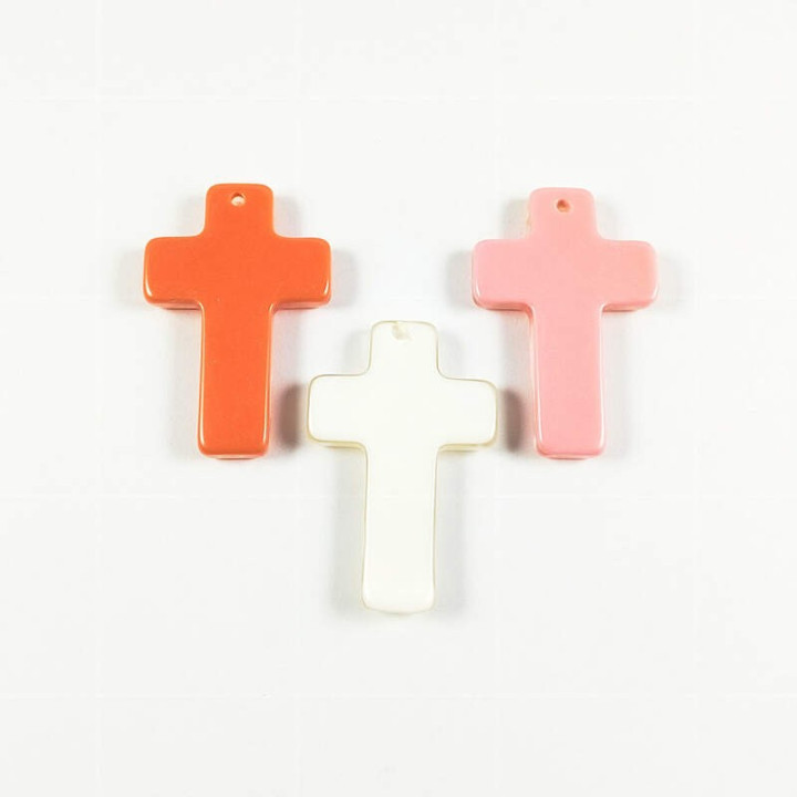 Obiecte bisericesti | Medalion cruce de plastic colorat 53mm | 2065