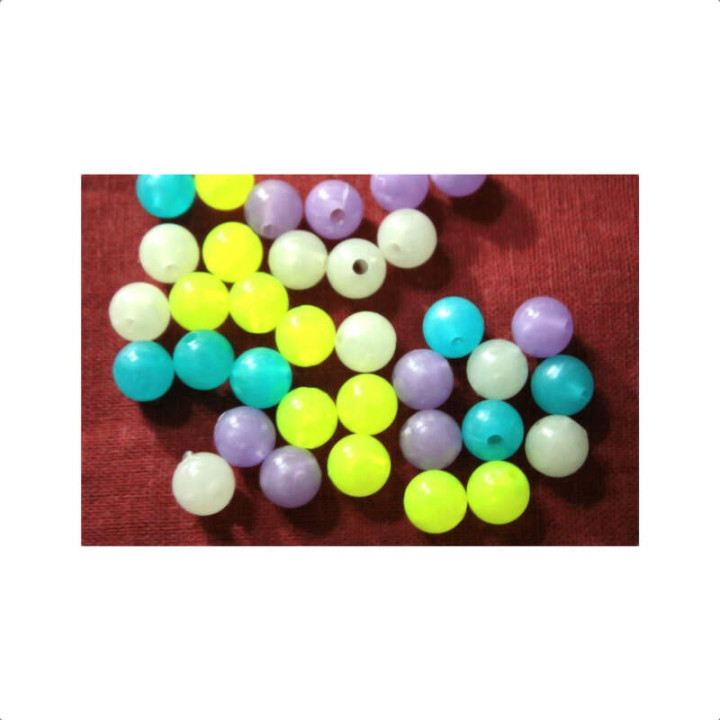 Obiecte bisericesti bile | Margele rotunde fosforescente 8mm de trecere 8mm | 6121