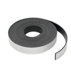 Magneti | Banda magnetica cu adeziv 1.5mmx3cmx15m | 3819