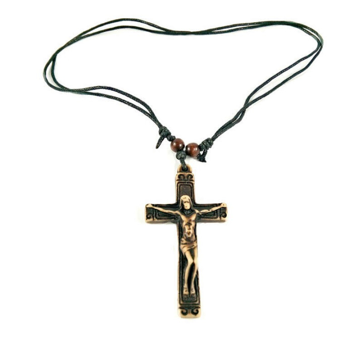 Obiecte bisericesti | Colier cruce sculptata din plastic maro | 1829