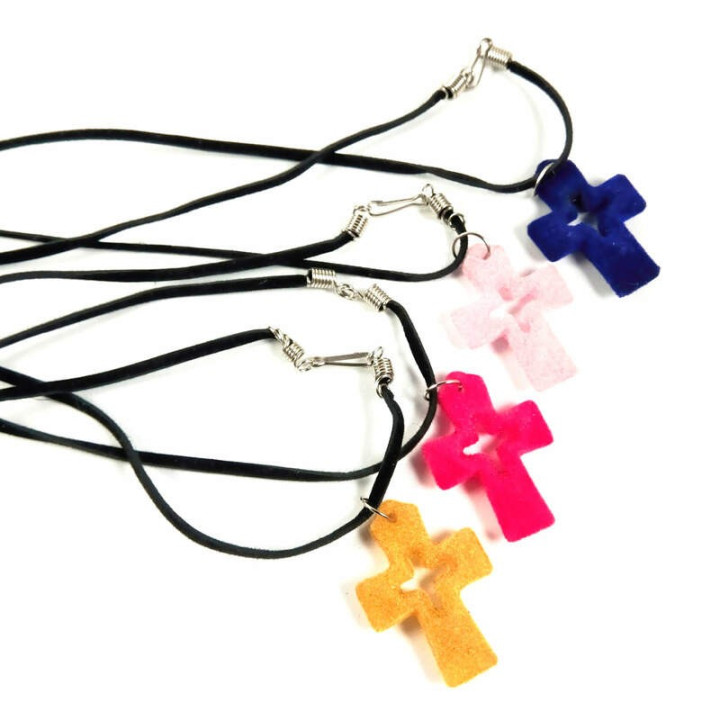 Obiecte bisericesti | Colier cruce din plastic decupata | 1839