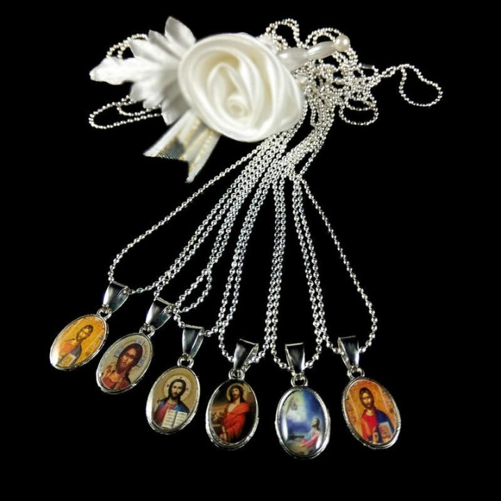 Obiecte bisericesti | Colier medalion metalic oval | 1879