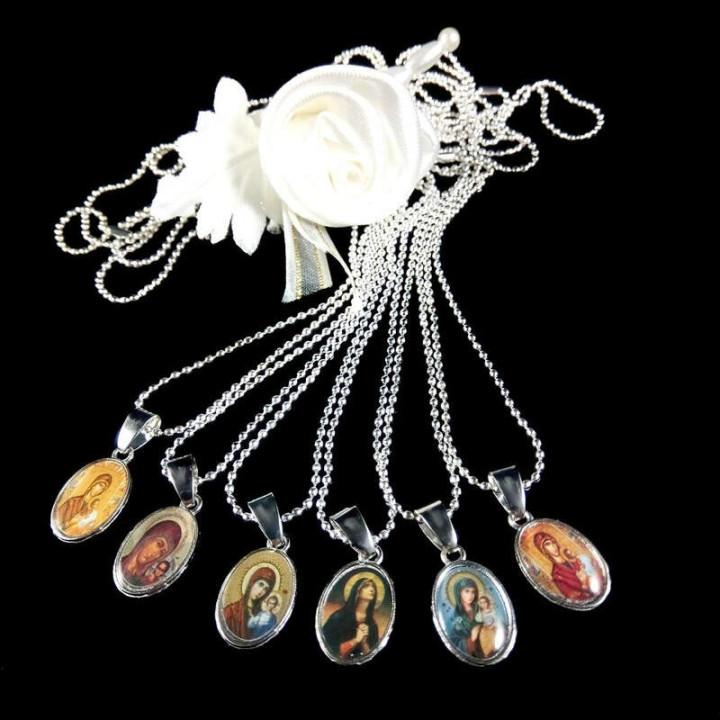 Obiecte bisericesti | Colier medalion metalic oval | 1879