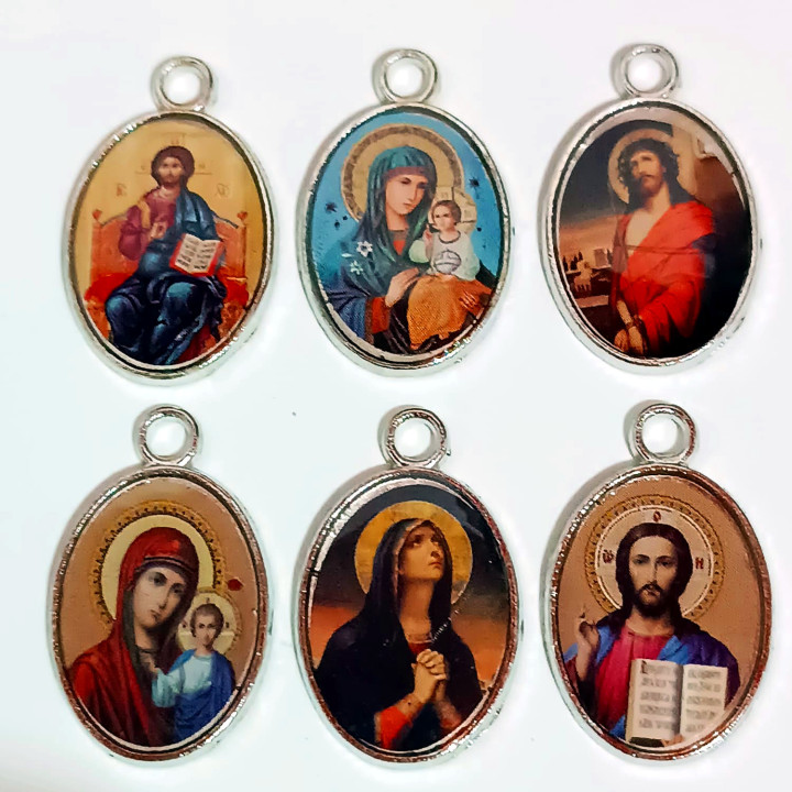 Obiecte bisericesti | Medalion icoana metalica argintie 20mm | 2105